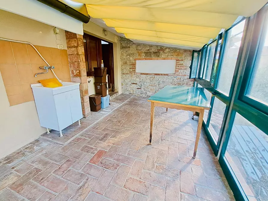 Immagine 21 di Villa in vendita  a Viareggio