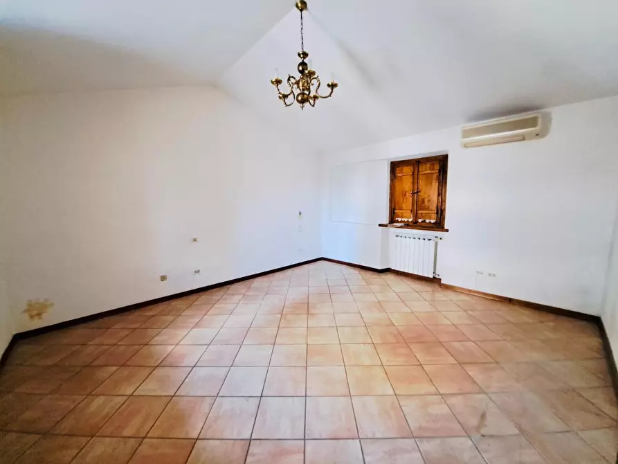 Immagine 20 di Villa in vendita  a Viareggio