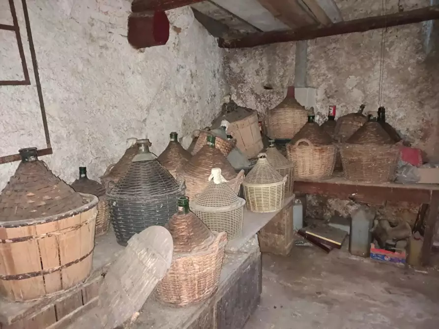 Immagine 5 di Casa semindipendente in vendita  a Carrara