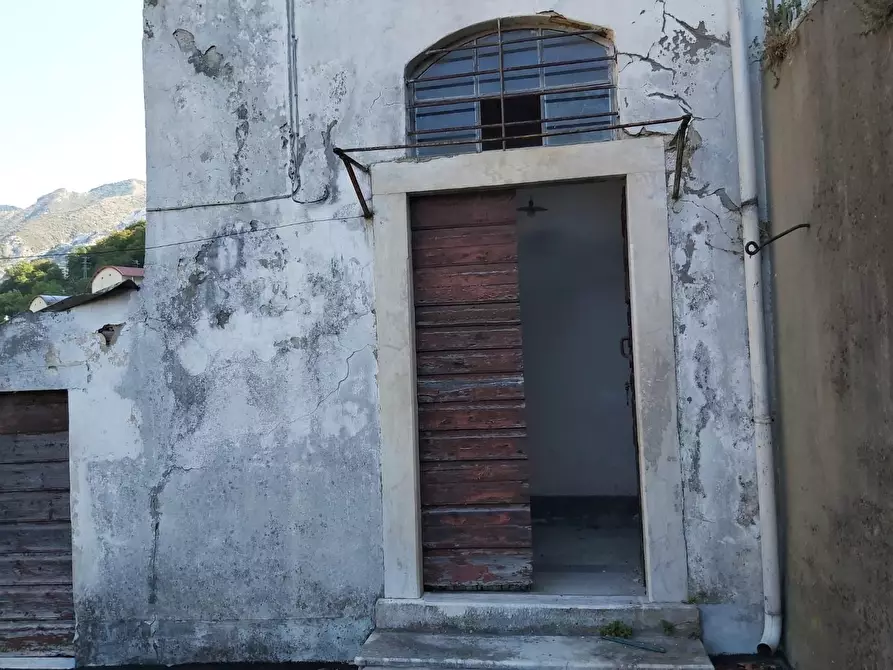 Immagine 76 di Casa semindipendente in vendita  a Carrara