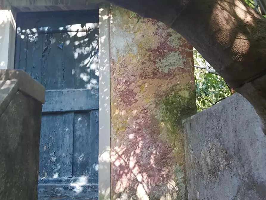 Immagine 92 di Casa semindipendente in vendita  a Carrara