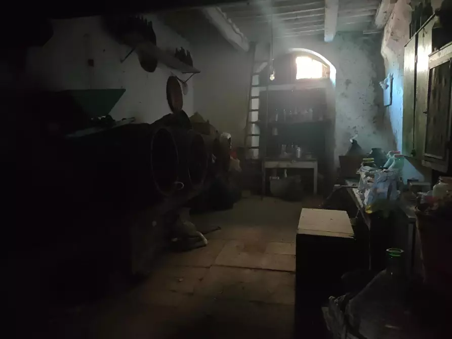 Immagine 10 di Casa semindipendente in vendita  a Carrara