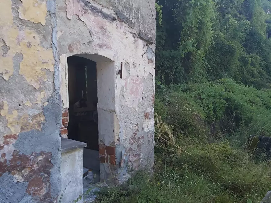 Immagine 23 di Casa semindipendente in vendita  a Carrara