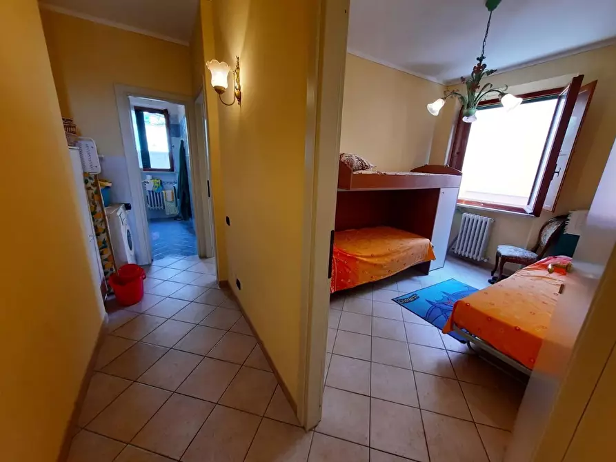 Immagine 13 di Appartamento in vendita  a Rosignano Marittimo