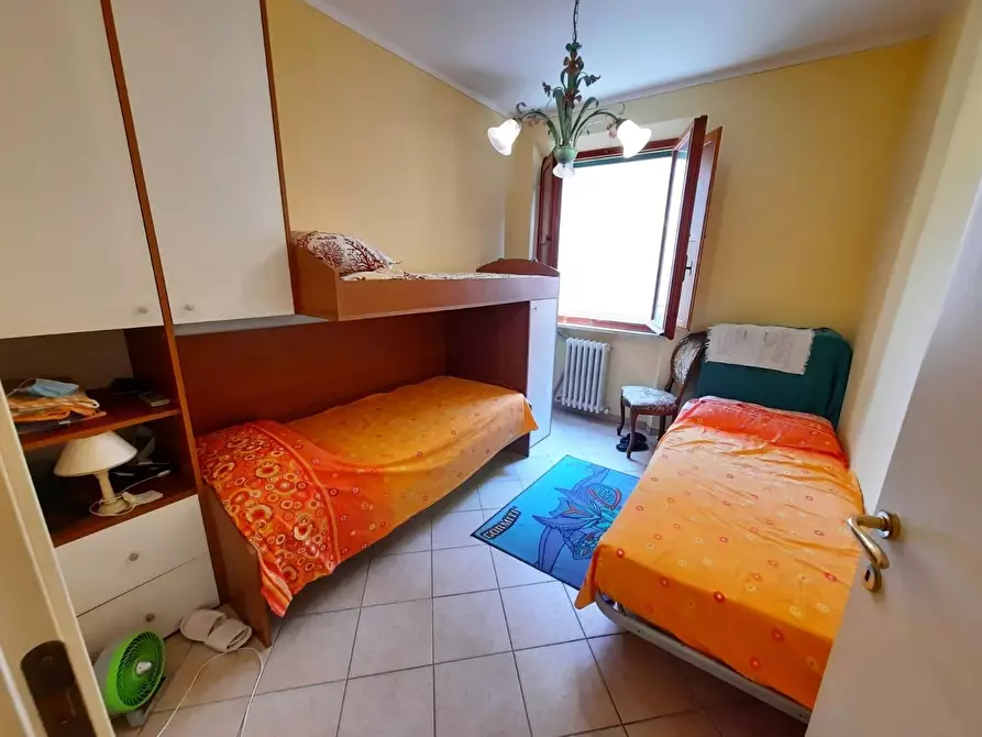 Immagine 12 di Appartamento in vendita  a Rosignano Marittimo