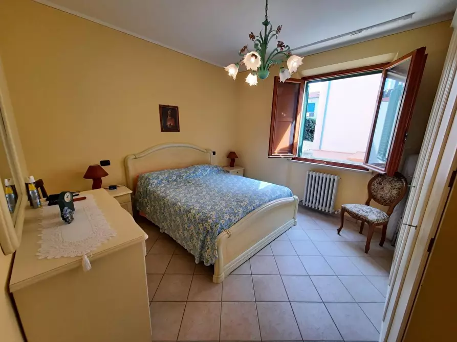 Immagine 11 di Appartamento in vendita  a Rosignano Marittimo