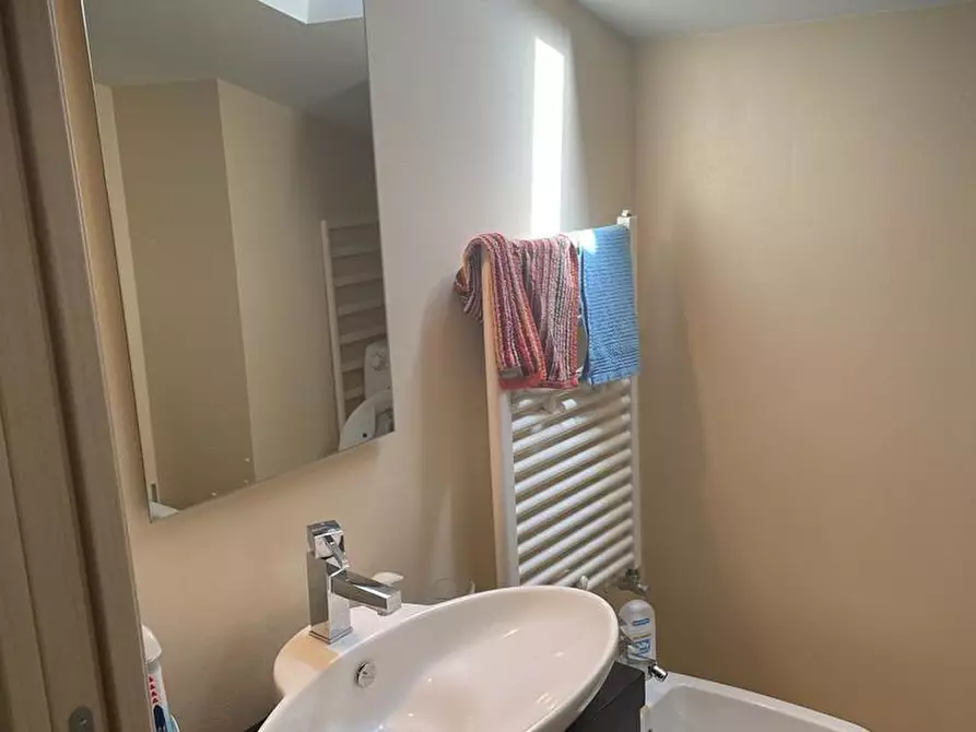 Immagine 40 di Casa semindipendente in vendita  a Montignoso