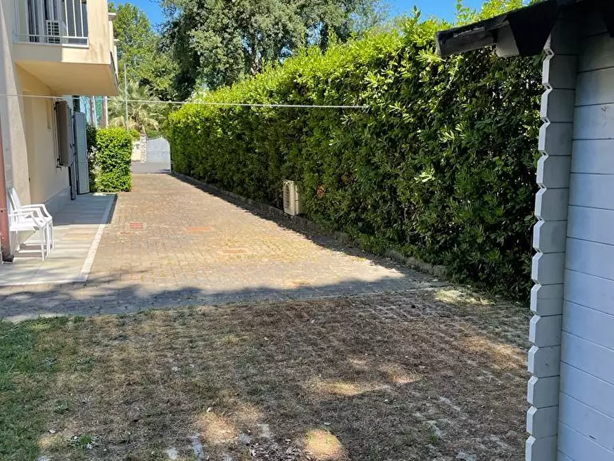 Immagine 7 di Casa semindipendente in vendita  a Montignoso