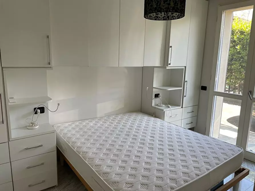 Immagine 13 di Casa semindipendente in vendita  a Montignoso