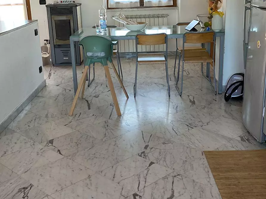 Immagine 22 di Villa in vendita  a Carrara