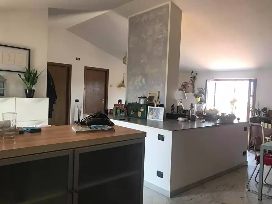Immagine 14 di Villa in vendita  a Carrara