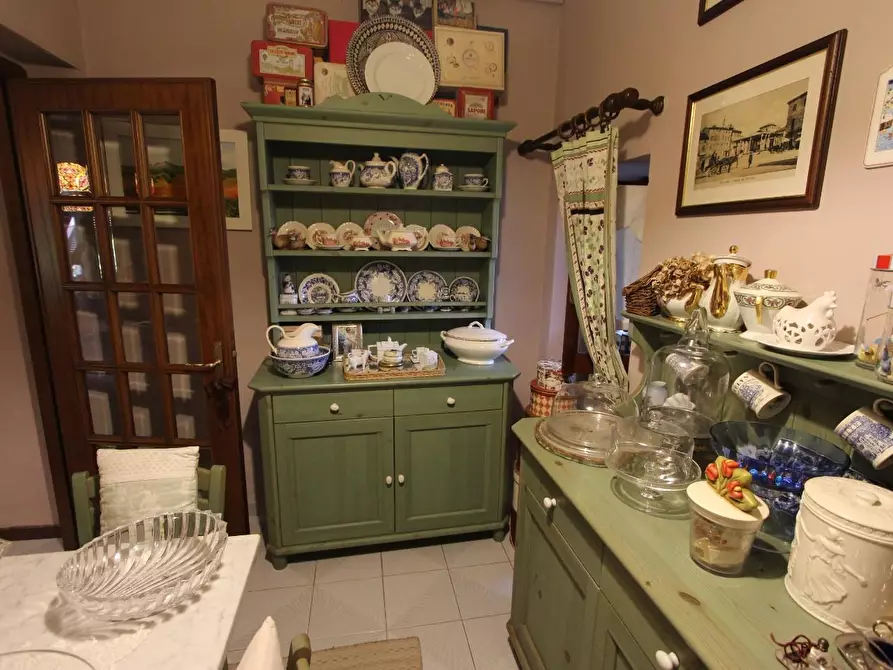 Immagine 9 di Casa semindipendente in vendita  a Sarzana