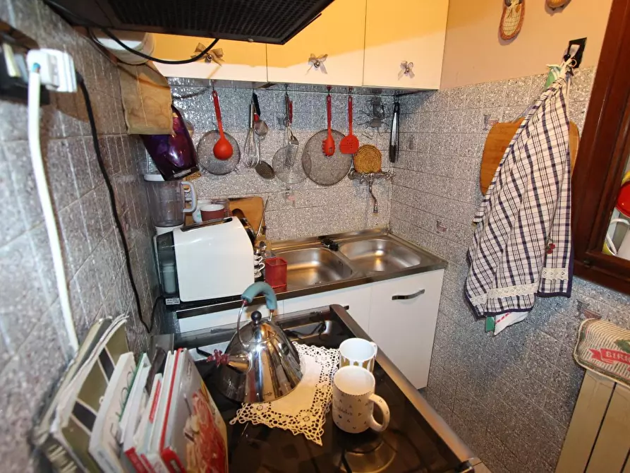 Immagine 7 di Casa semindipendente in vendita  a Sarzana