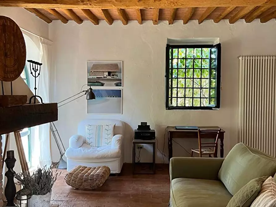 Immagine 23 di Casa colonica in vendita  a Guardistallo