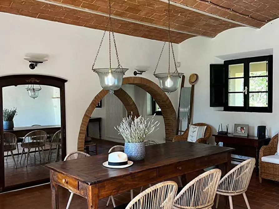 Immagine 9 di Casa colonica in vendita  a Guardistallo