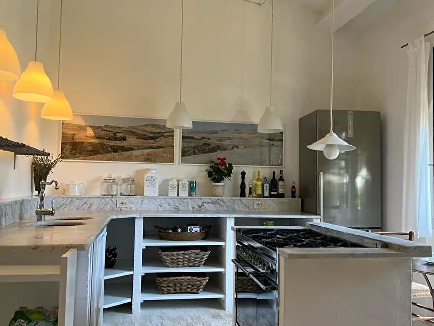 Immagine 10 di Casa colonica in vendita  a Guardistallo