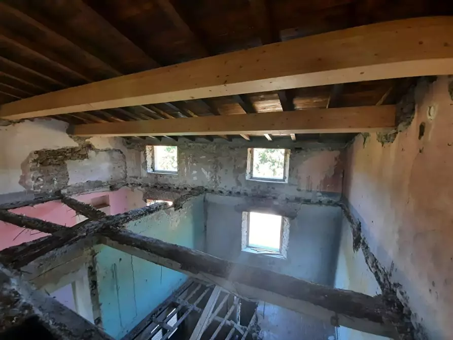 Immagine 9 di Terratetto in vendita  a Pescia