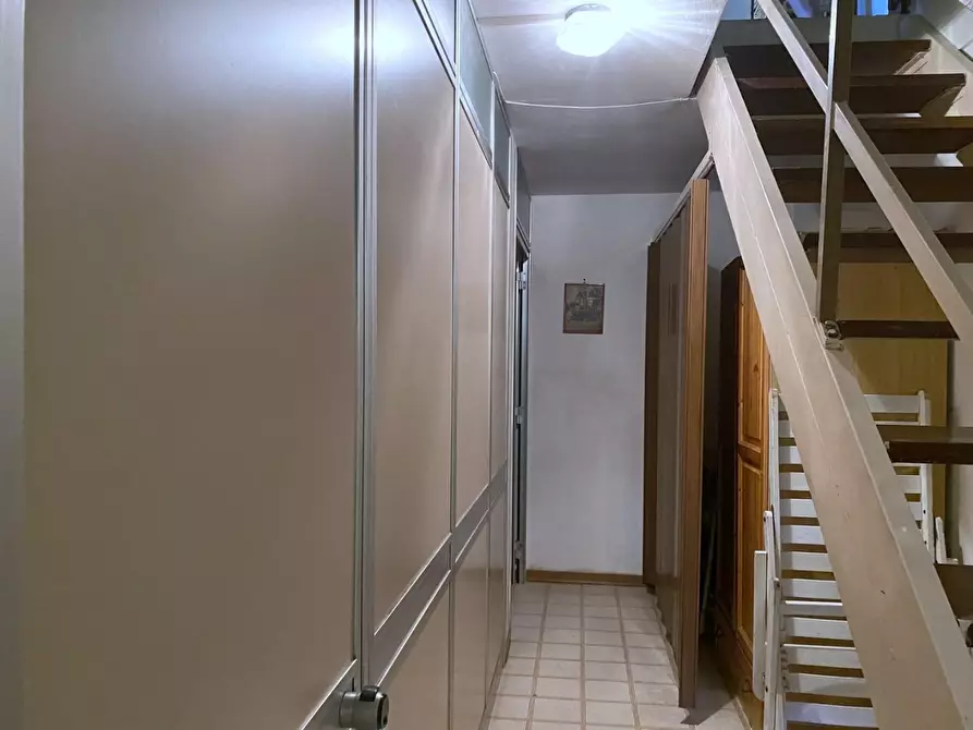 Immagine 25 di Appartamento in affitto  a Camaiore