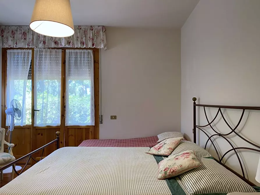 Immagine 11 di Appartamento in affitto  a Camaiore