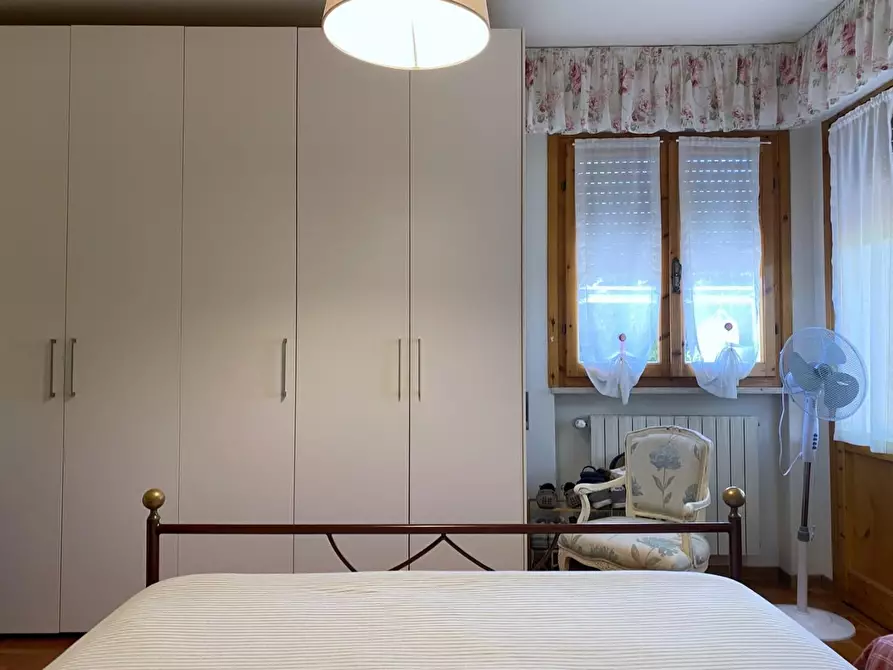 Immagine 14 di Appartamento in affitto  a Camaiore