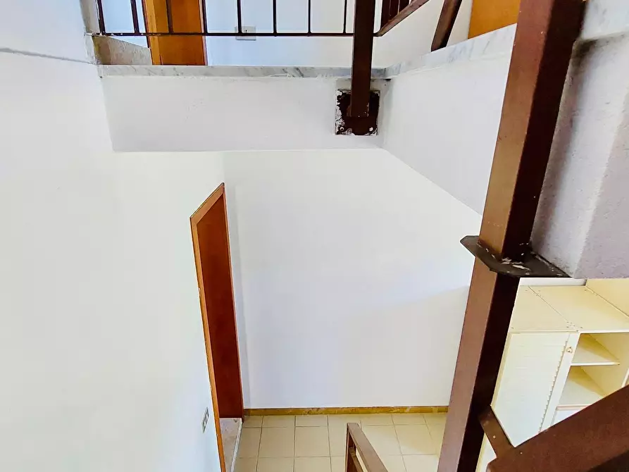 Immagine 15 di Villetta a schiera in vendita  a Massarosa