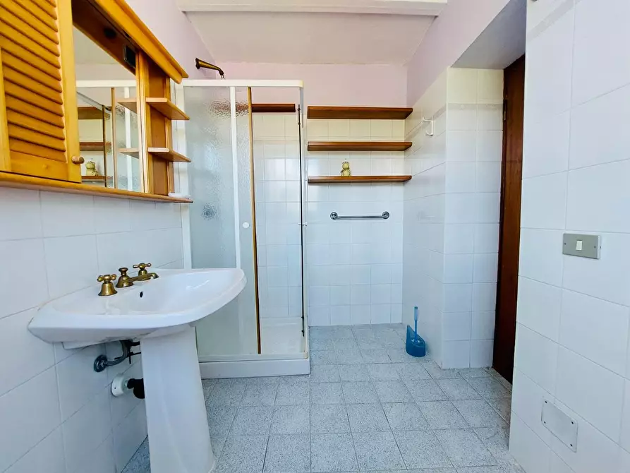 Immagine 12 di Villetta a schiera in vendita  a Massarosa