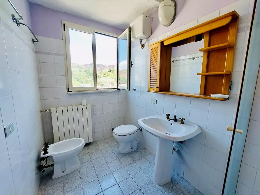 Immagine 11 di Villetta a schiera in vendita  a Massarosa