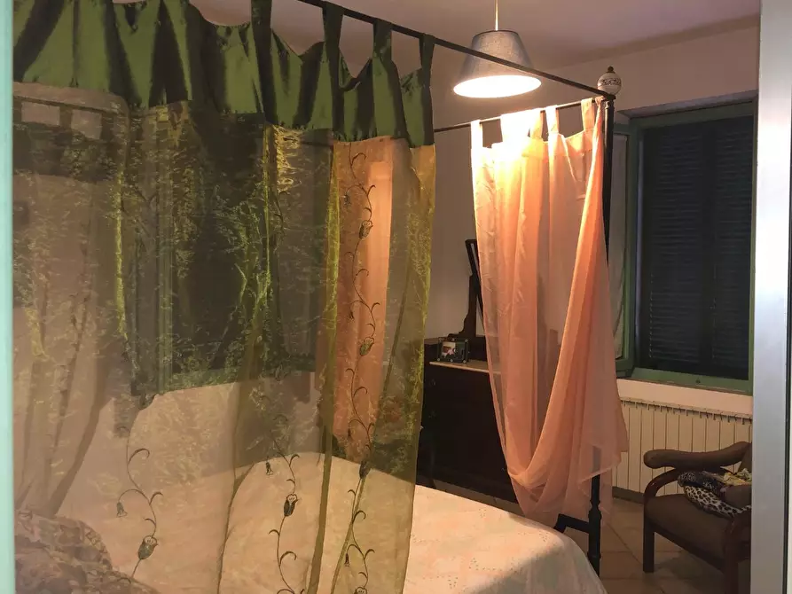 Immagine 5 di Casa indipendente in vendita  a Massa