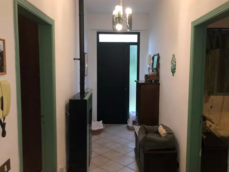 Immagine 4 di Casa indipendente in vendita  a Massa