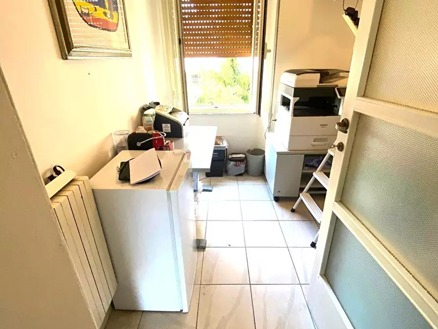 Immagine 8 di Appartamento in vendita  a Massa