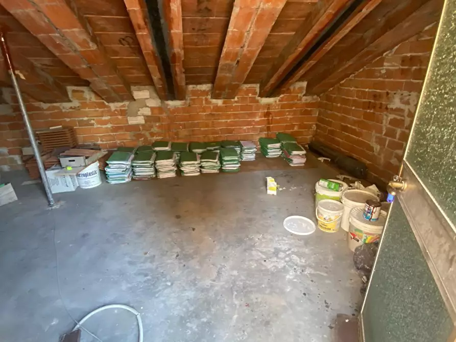 Immagine 12 di Appartamento in vendita  a Massa