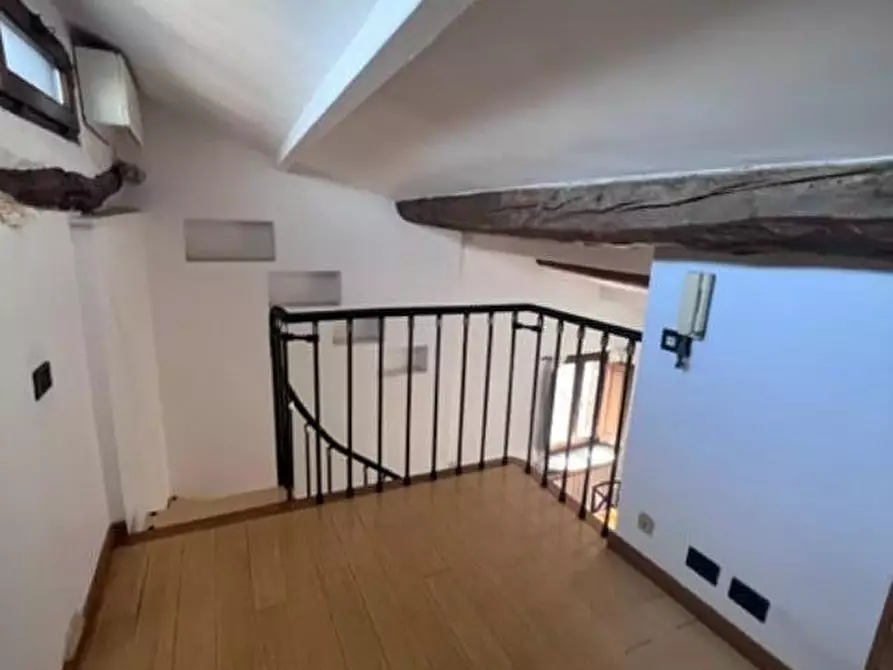 Immagine 5 di Appartamento in affitto  a Siena