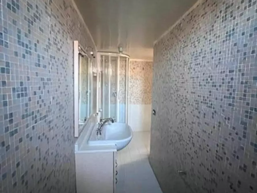 Immagine 18 di Appartamento in affitto  a Siena