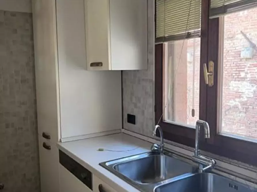 Immagine 10 di Appartamento in affitto  a Siena