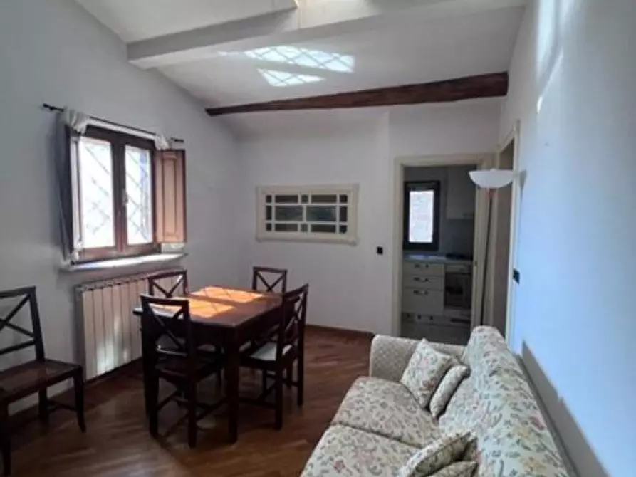 Immagine 3 di Appartamento in affitto  a Siena