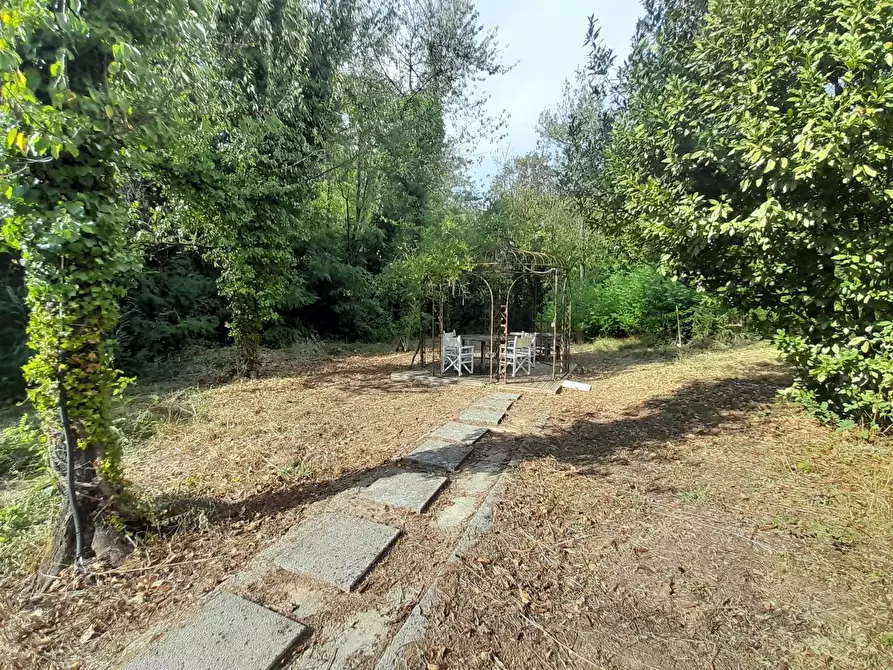 Immagine 71 di Villa in vendita  a Lucca