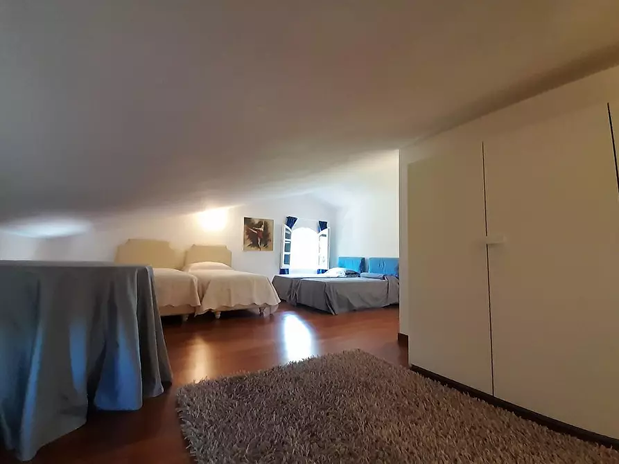 Immagine 45 di Villa in vendita  a Lucca