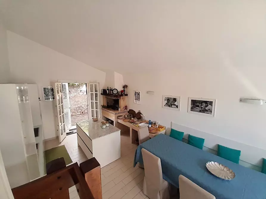 Immagine 16 di Villa in vendita  a Lucca