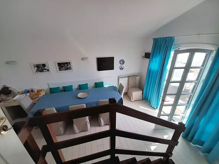 Immagine 14 di Villa in vendita  a Lucca