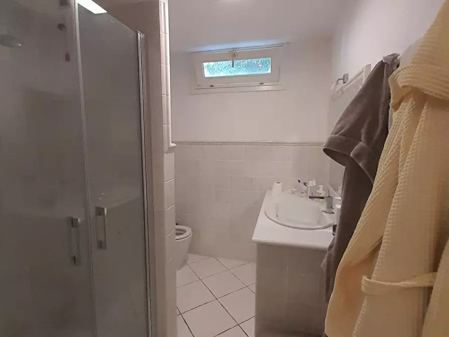 Immagine 36 di Villa in vendita  a Lucca