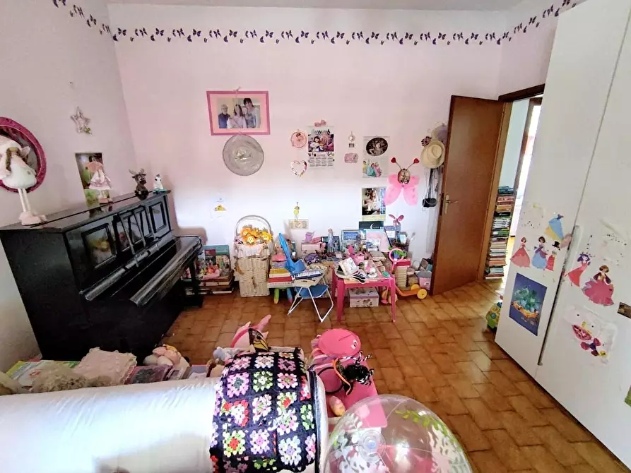 Immagine 13 di Appartamento in vendita  a Carrara