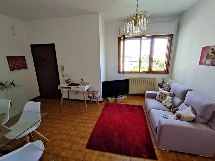 Immagine 10 di Appartamento in vendita  a Carrara