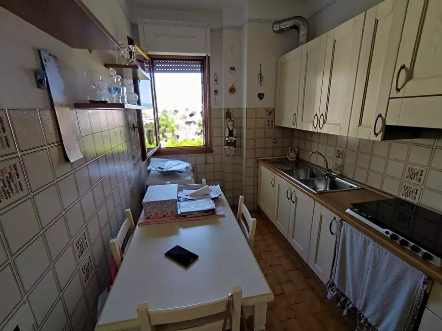 Immagine 4 di Appartamento in vendita  a Carrara