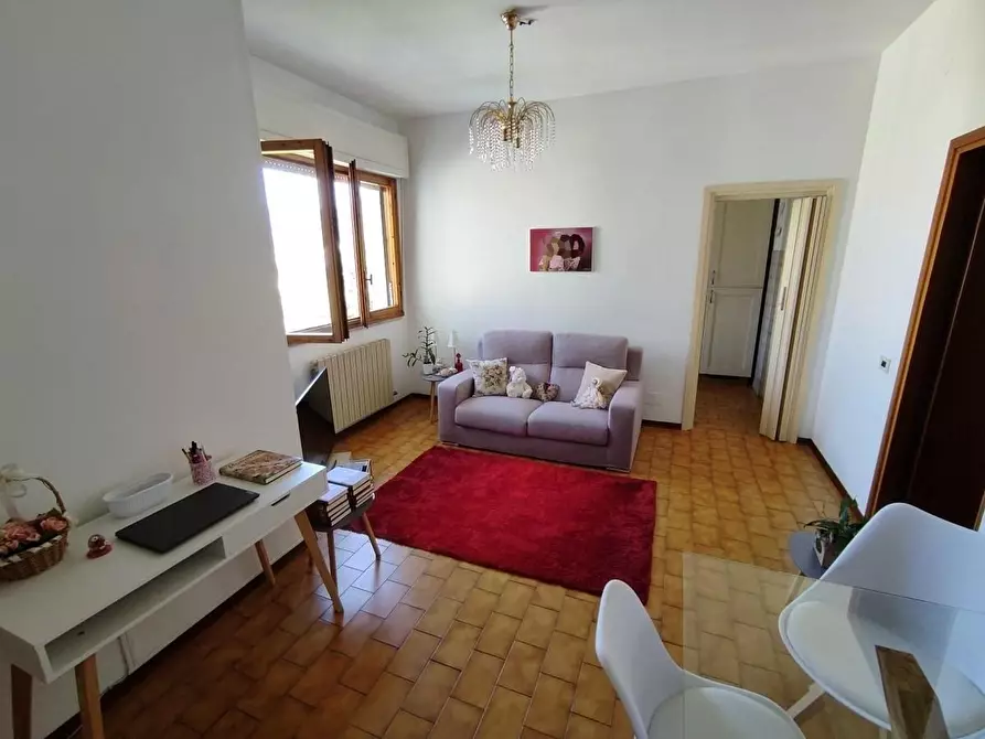 Immagine 7 di Appartamento in vendita  a Carrara