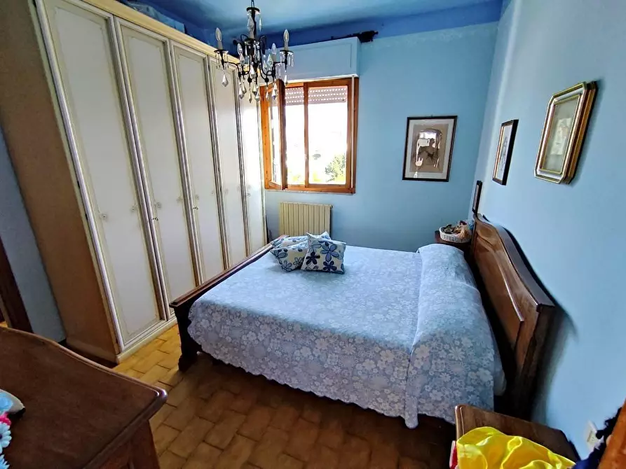 Immagine 15 di Appartamento in vendita  a Carrara