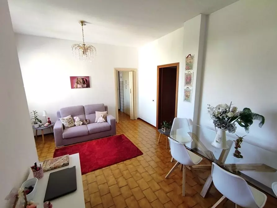 Immagine 5 di Appartamento in vendita  a Carrara