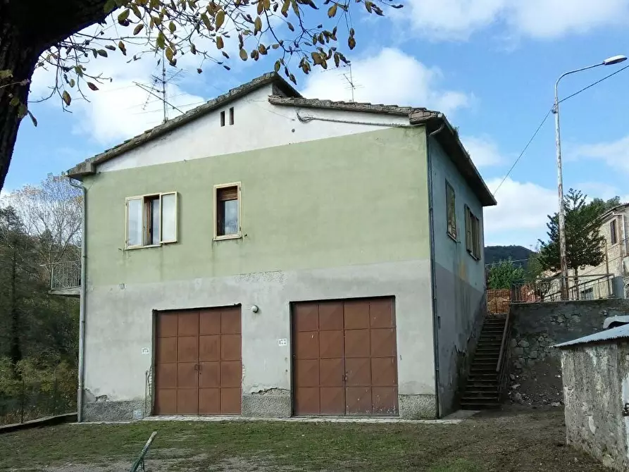 Immagine 1 di Porzione di casa in vendita  a Sovicille