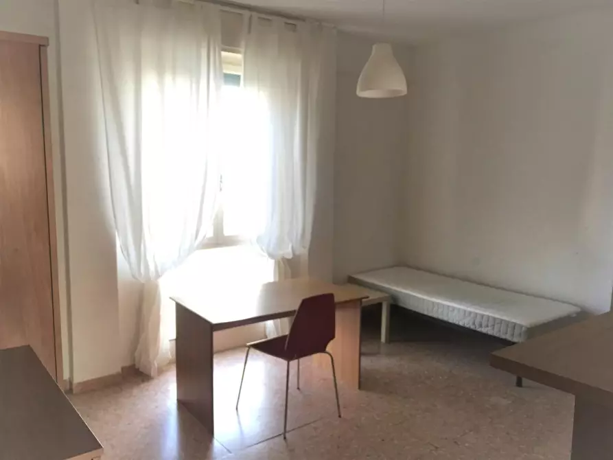 Immagine 1 di Appartamento in affitto  a Pisa