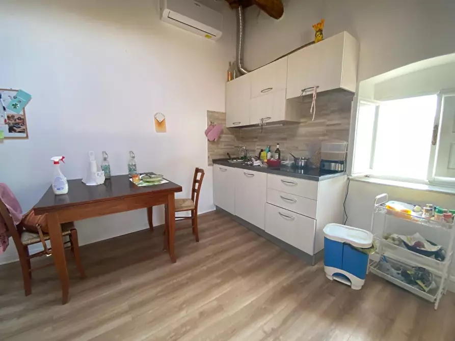 Immagine 4 di Appartamento in affitto  a Lucca