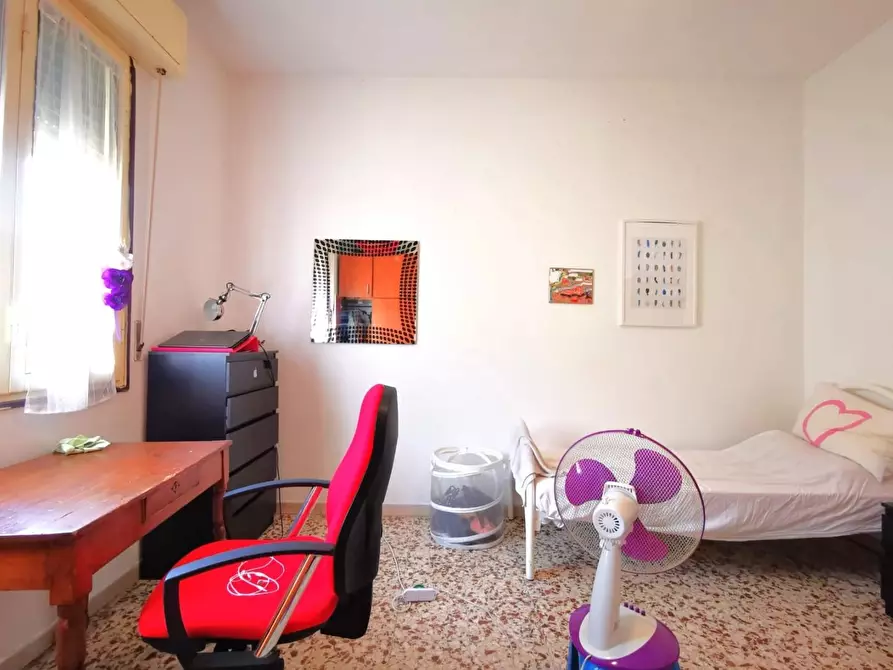 Immagine 17 di Appartamento in vendita  a Pisa